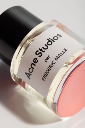 Acne Studios par Frédéric Malle, créé par Suzy Le Helley – 50 ml