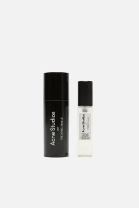 Acne Studios par Frédéric Malle, créé par Suzy Le Helley - Coffret de voyage