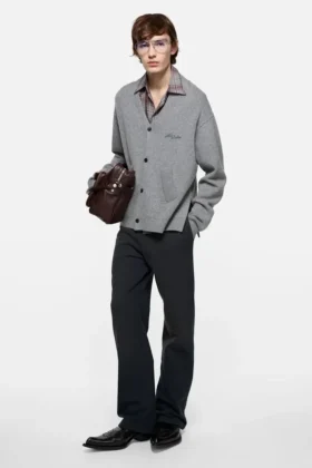 Cardigan en laine à col en V
