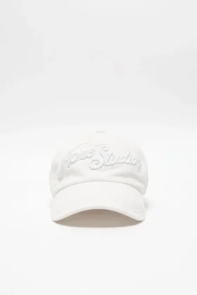 Casquette avec logo brodé