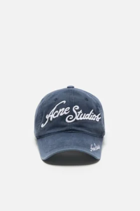 Casquette avec logo brodé