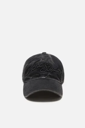 Casquette avec logo brodé