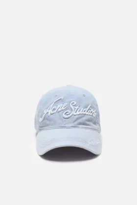 Casquette avec logo brodé