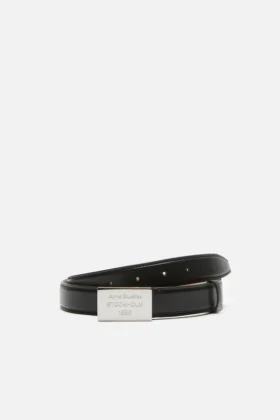Ceinture en cuir avec logo gravé
