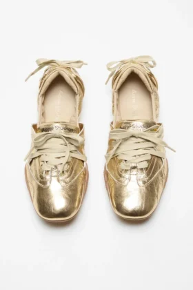 Chaussures en cuir à lacets