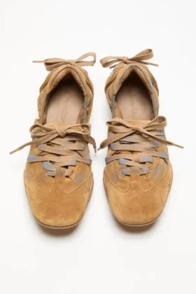 Chaussures à lacets en daim