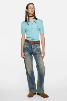 Chemise boutonnée avec logo en forme de nœud brodé