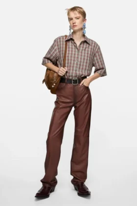 Chemise à carreaux boutonnée