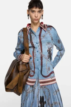Chemise plissée boutonnée