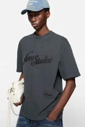 T-shirt à logo brodé