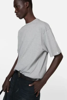 T-shirt à logo satiné – coupe décontractée